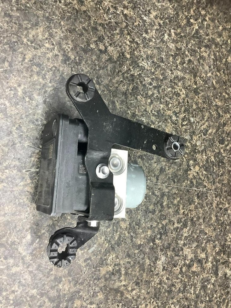 2023 Triumph Tiger 900 GT Pro ABS Module Pump 29I