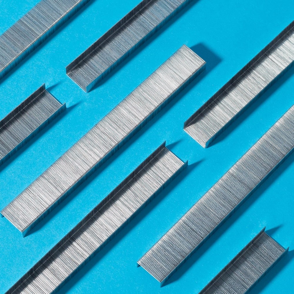Convenient 3000 Staples, 1/4 Inch Size, Ensures Effortless Document Binding
