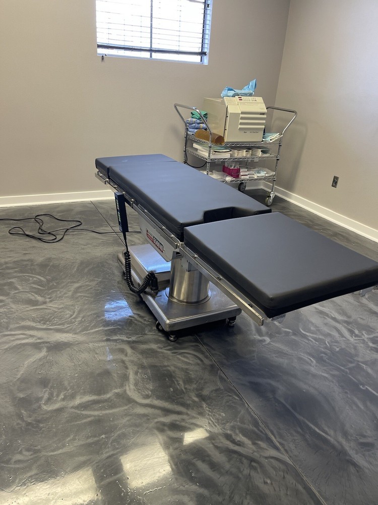Skytron 6500HD Surgical Table Refurbished