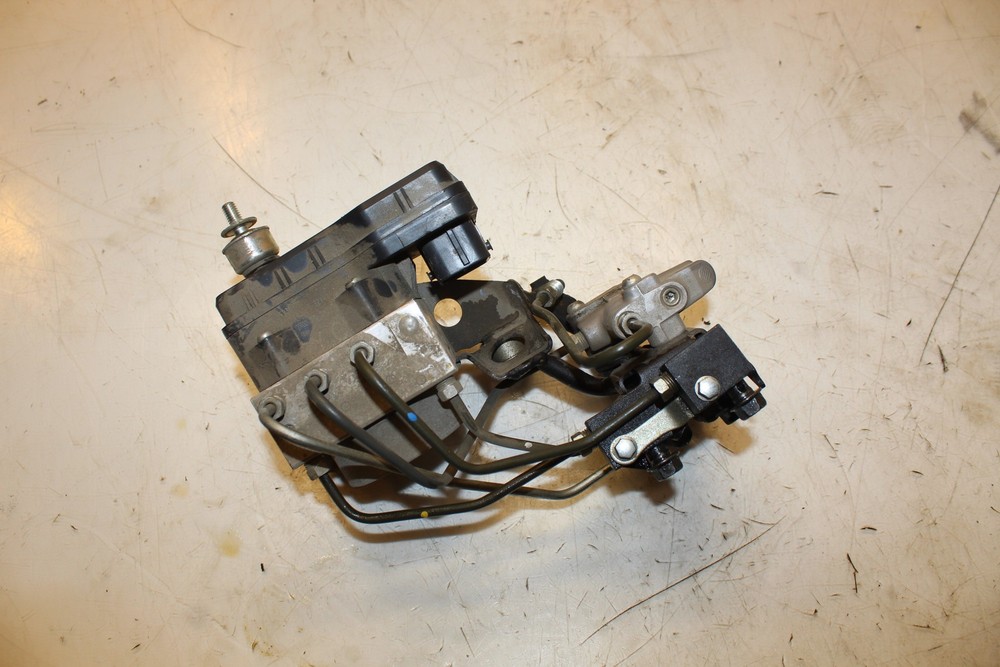2019 Yamaha FJR 1300 ABS Brake Pump Module Assembly