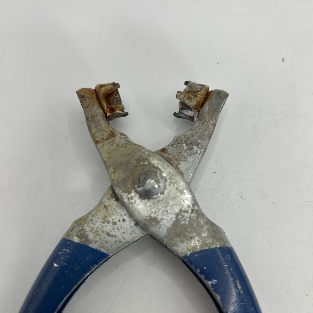 Vintage Eyelet Attaching Tools And Eyelets