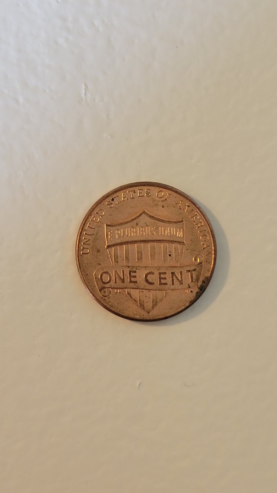 2013 No Mint Mark Sheild Penny, Slightly Off Center