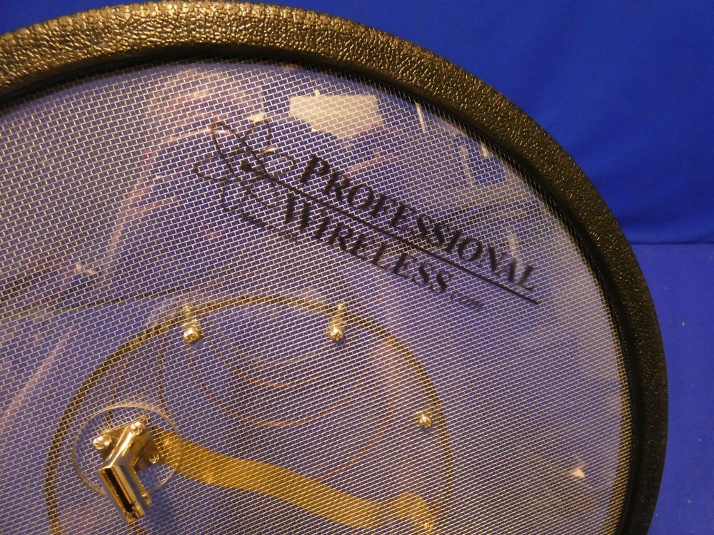 Professional Wireless Helical Antenna frequency 460-900