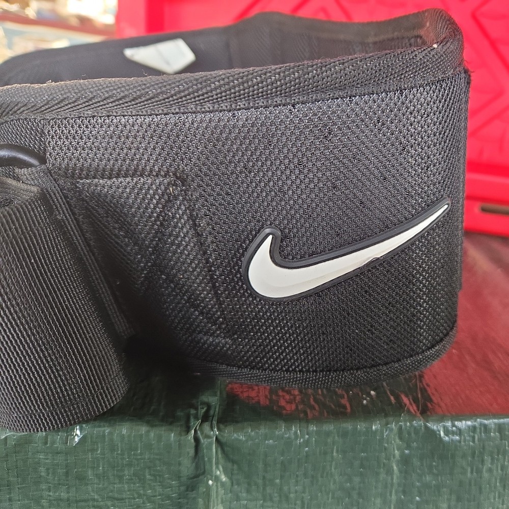 Nike Structured Training Belt 3.0 weight lifting size small