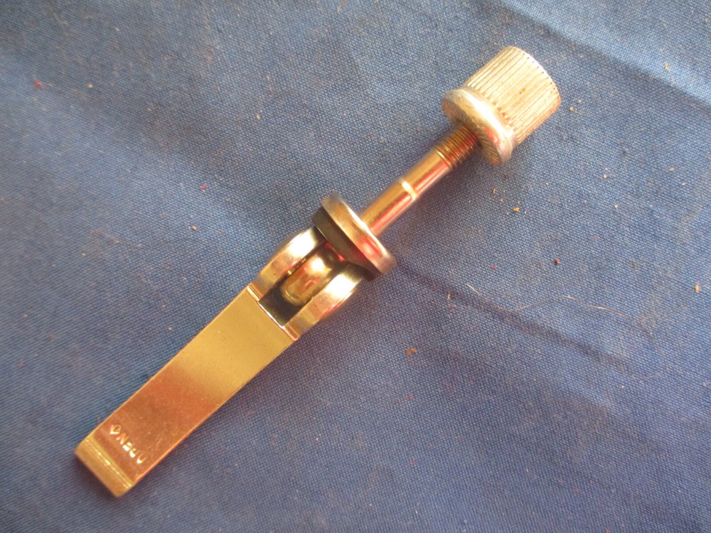 Basic seatpost quick release Very good condition 1" clamp width