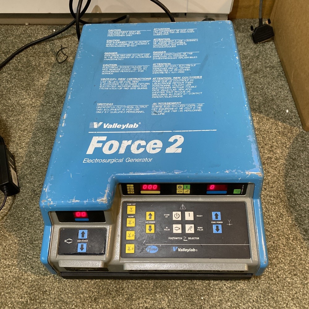 Valleylab Force 2 Electrosurgery Electrosurgical Generator Powers On!