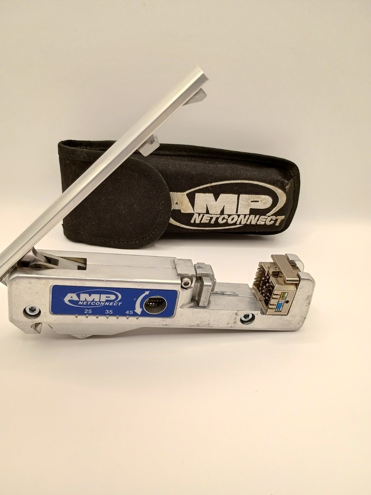 AMP / Tyco Stripping/Cutting Networking Tool w/Case & Lacing Module 1673956-