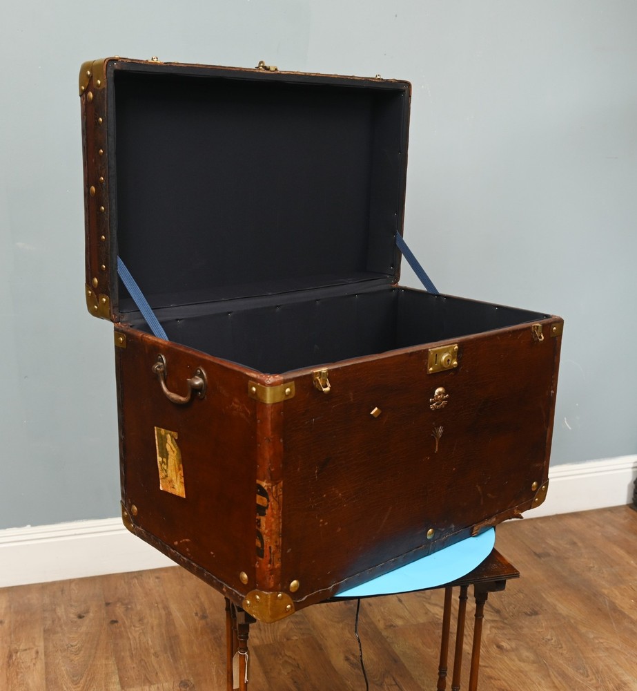 Vintage Leather Travel Trunk Steamer Case Table