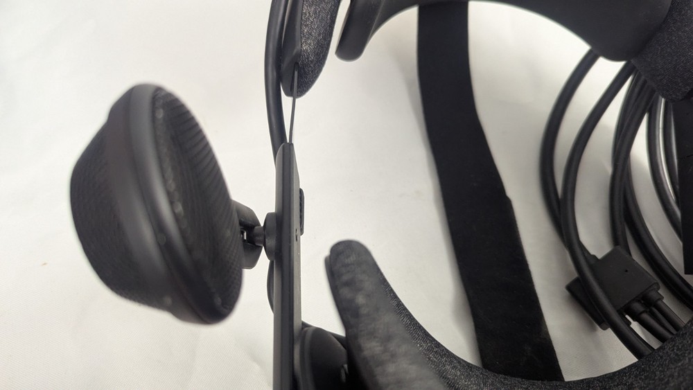 Valve Index VR Headset Only – OEM 3-Way Cables – Tested