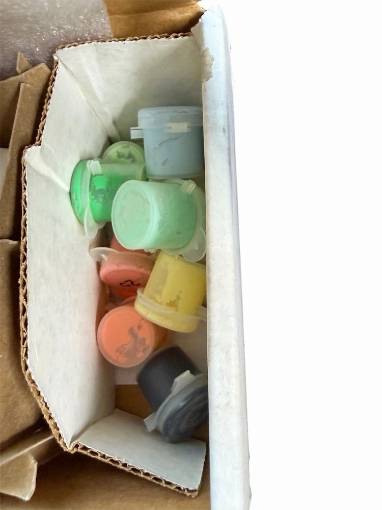 Vintage Wee Crafts Easter Egg Scenes Paint Kit