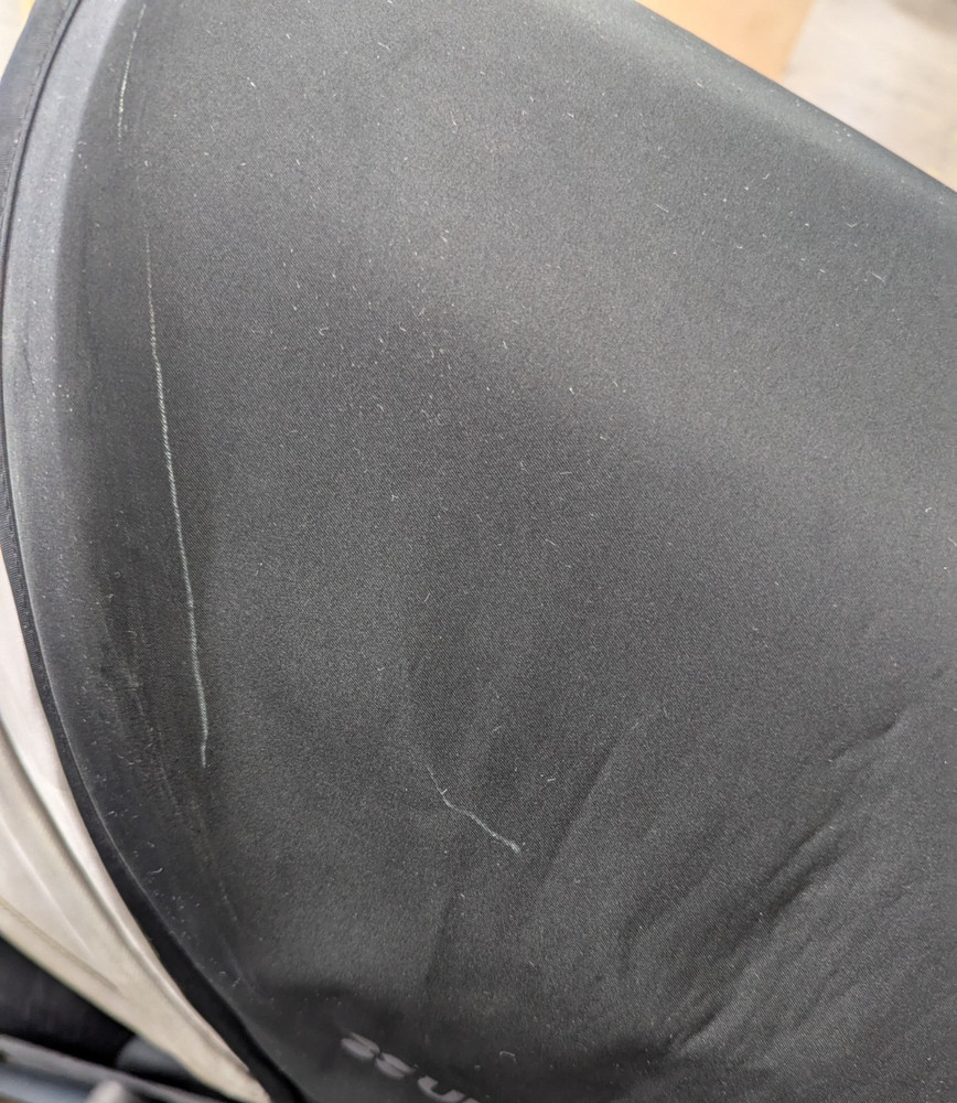 *Pre-Owned* UPPAbaby G-Luxe Stroller Lightweight Umbrella Stroller Greyson