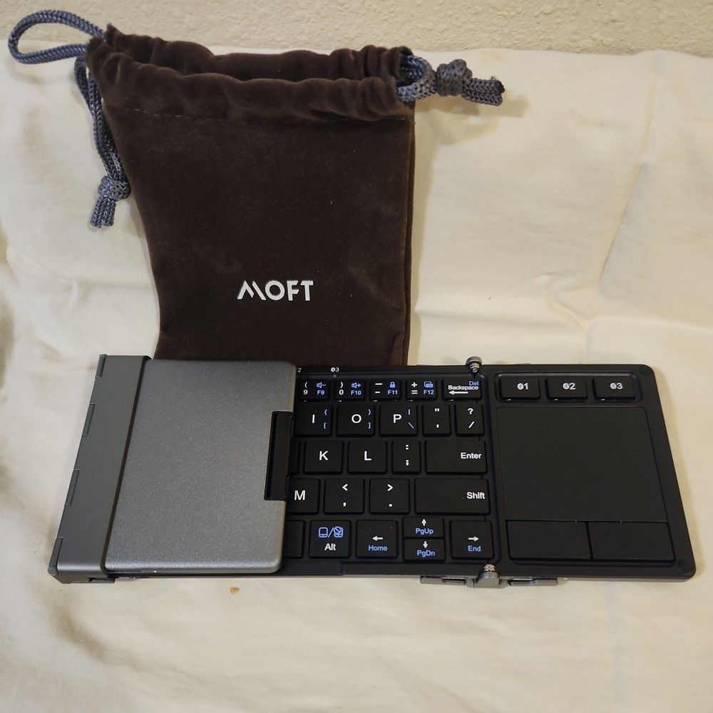"Moft"  Mobile Office For Travelers