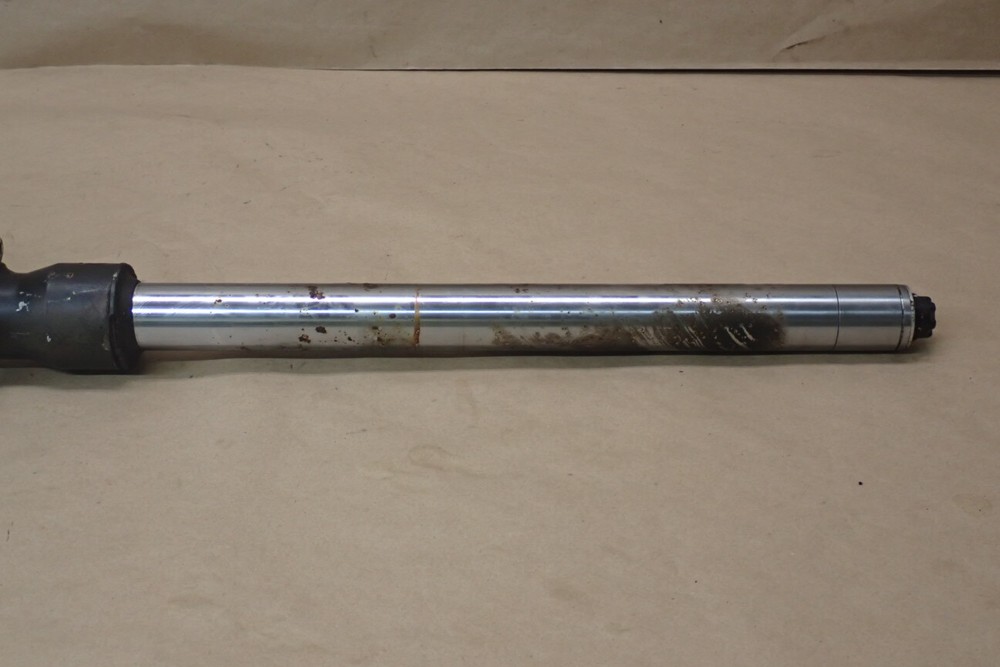 1985 HONDA VF500F FRONT RIGHT FORK