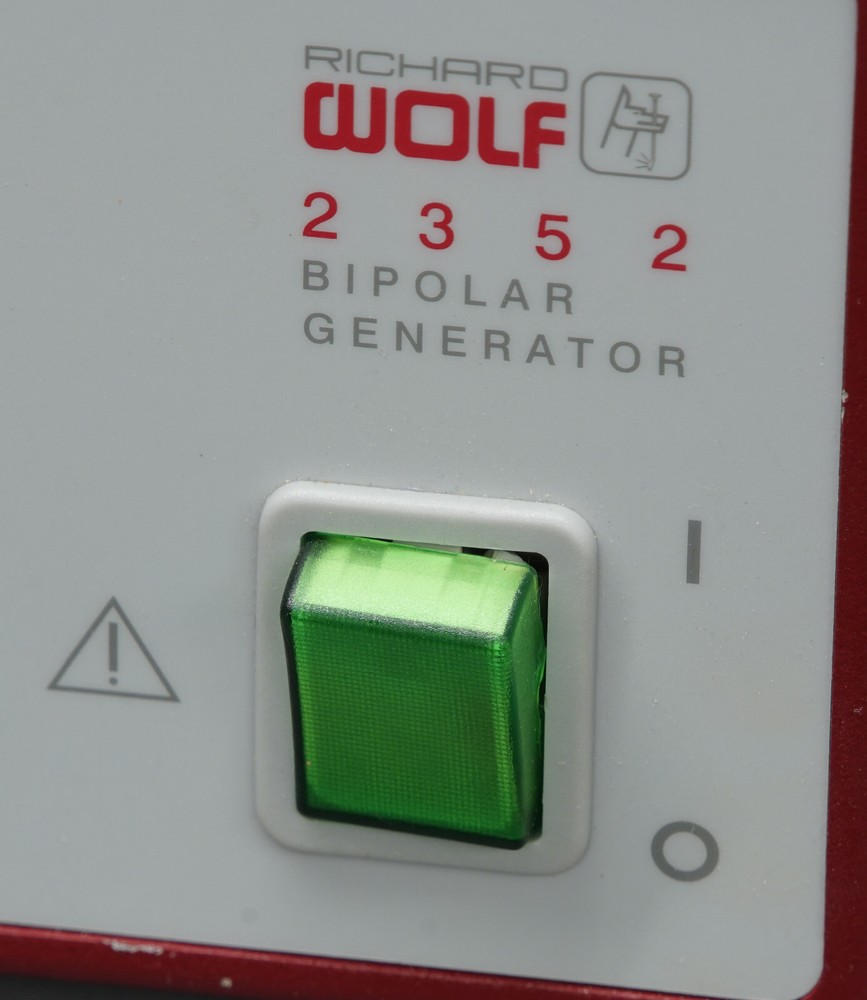 Wolf 2352 Bipolar Generator (R26)