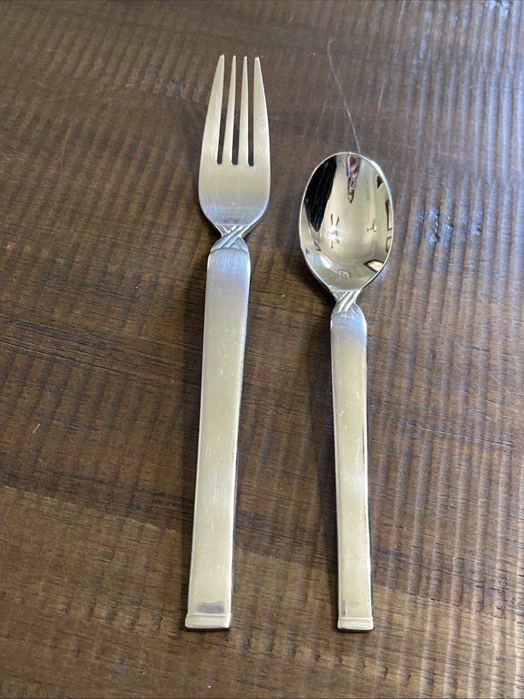 Set Of 2 Oneida Stainless SIMPLICITY Dinner Fork & Teaspoon flatware
