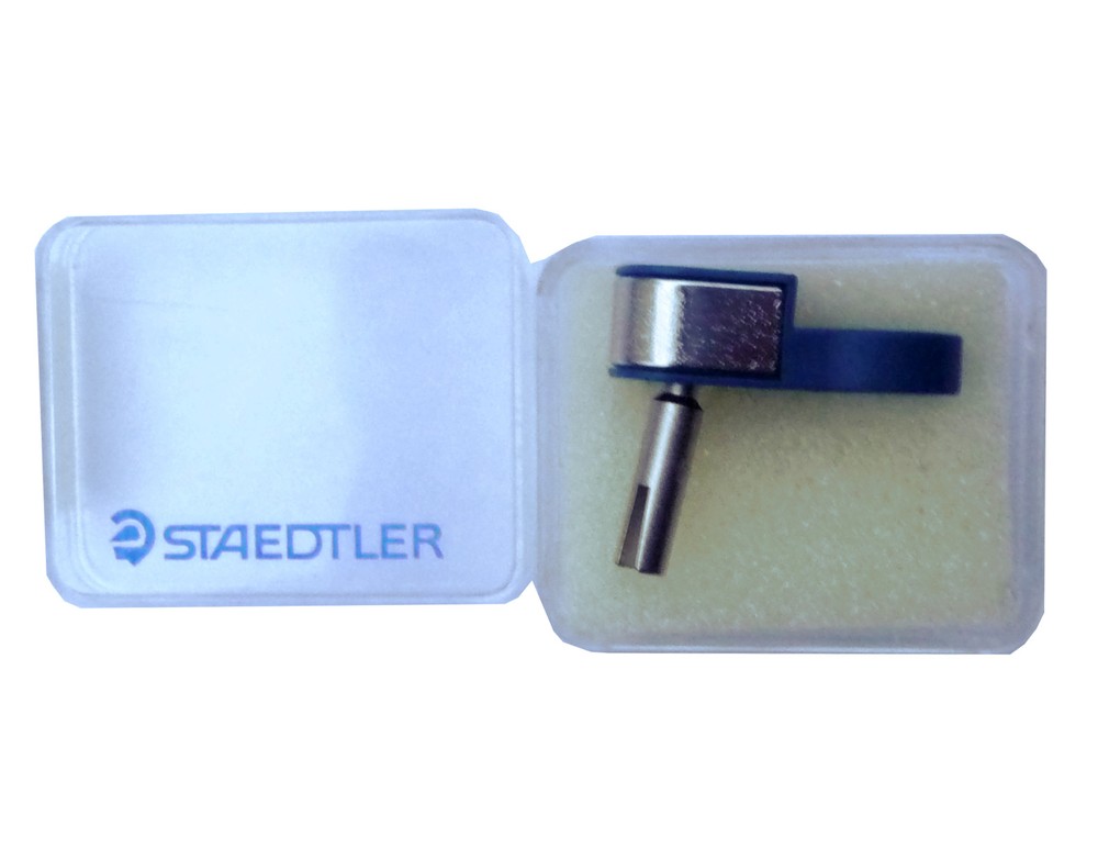 Staedtler template attachment for simplifying work with templates