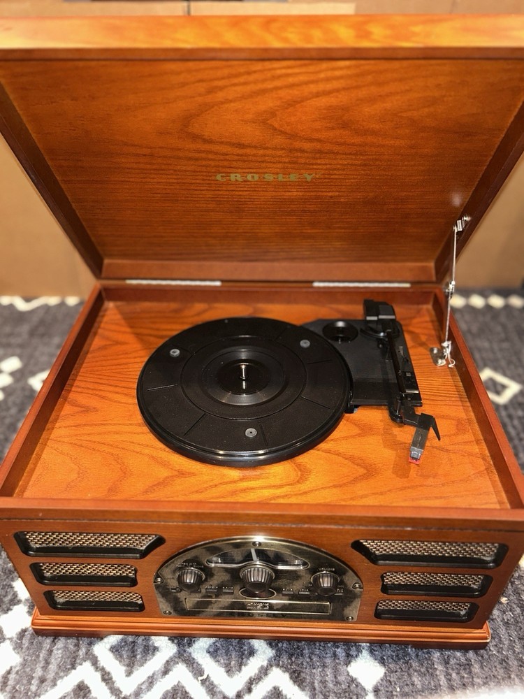 Crosley Cd Radio/Record player CR66