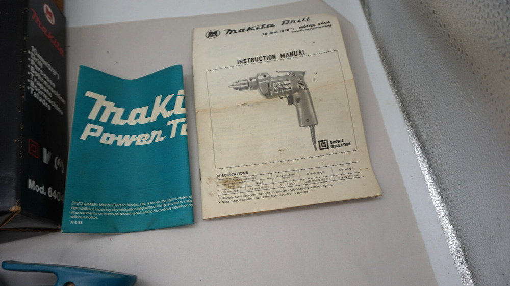 Makita 6404 3/8" Elec. Corded Variable Speed/Reversing Drill Original Box