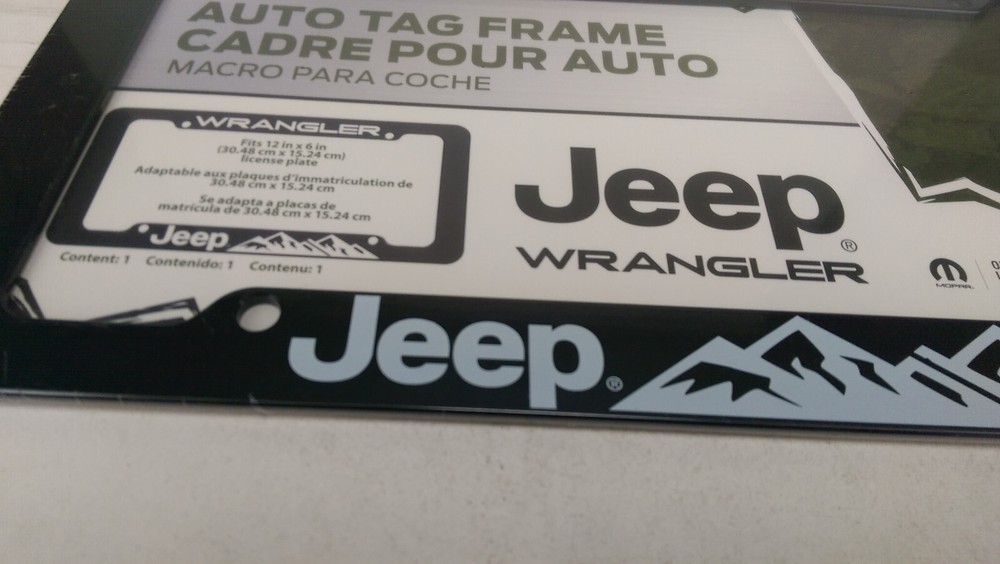 New Licensed Plastic License Plate Frame Cover Jeep Wrangler