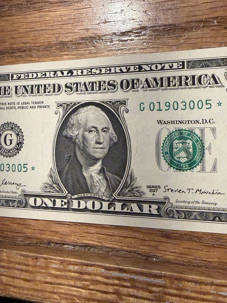 2017 A $1 ONE DOLLAR FRN.*STAR NOTE* CRISP CH/UNC*