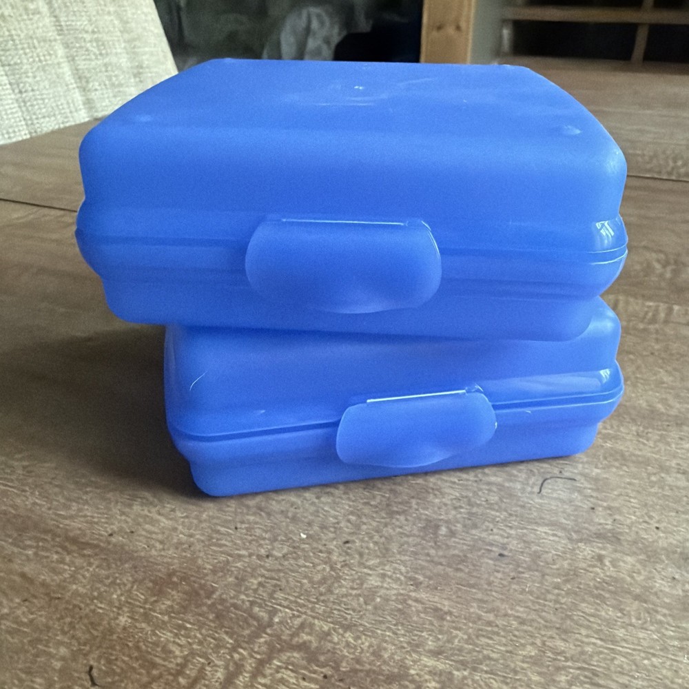 Tupperware Sandwich Keeper Set of 2