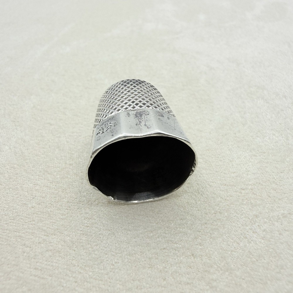 Antique Sterling Silver Mesh Pattern Thimble Sewing Accessory Collectible
