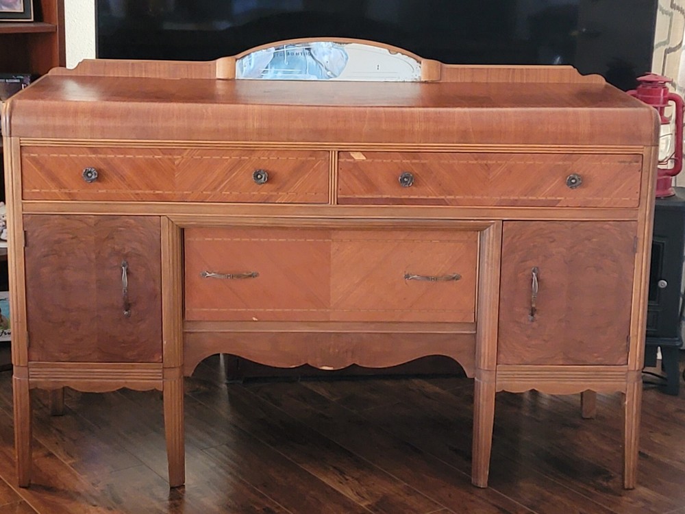 BUFFET CABINET ANTIQUE