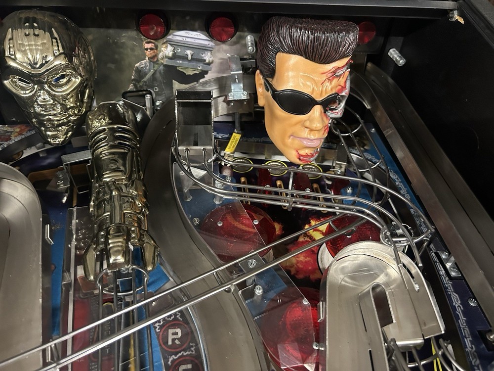 STERN TERMINATOR 3 PINBALL MACHINE ARNOLD!
