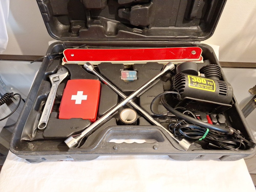 Car Emergency Roadside Tool Kit With Portable Air Compressor