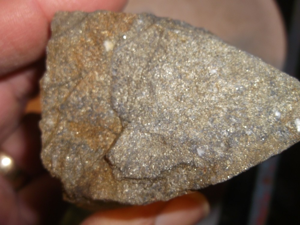 Gold, silver, copper, 359 grams samples ,ore high grade .
