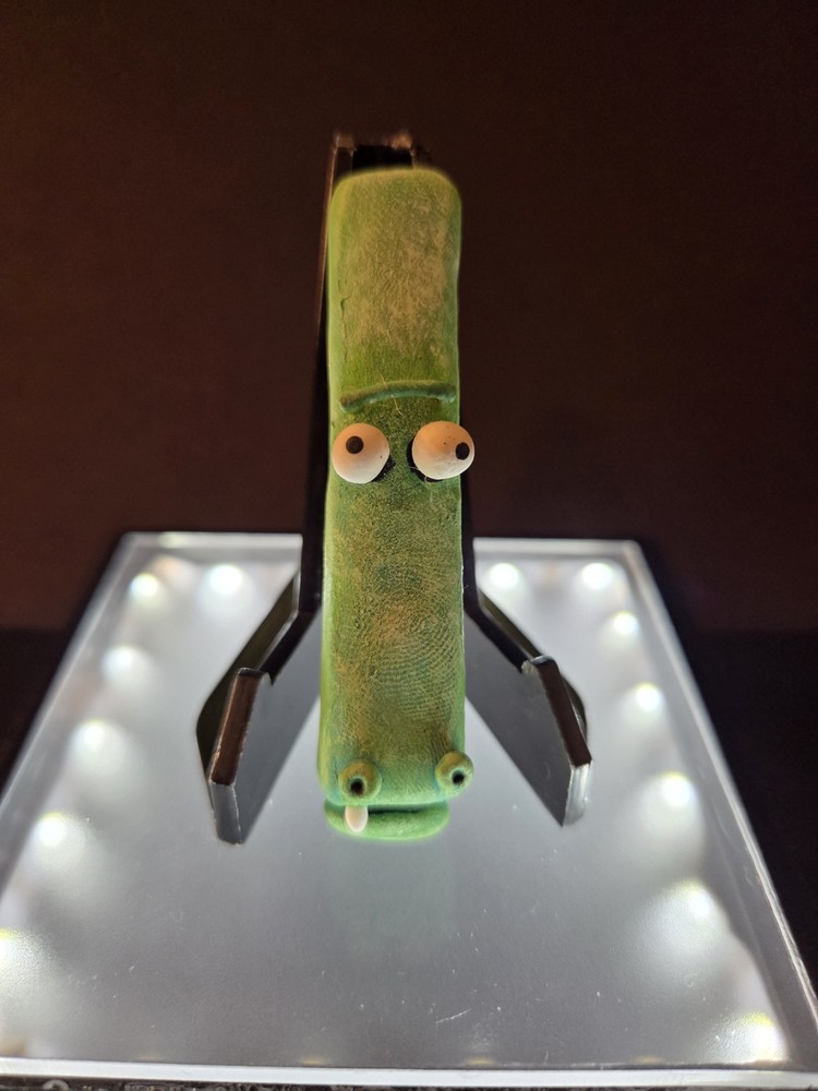 Original Movie Prop - Stopmotion Puppet (STRIKE 2018) (COA)