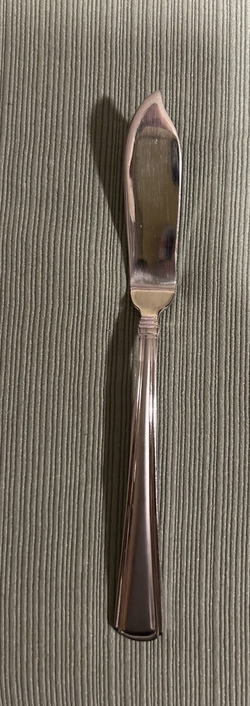 Reed & Barton Newhall Matte  Flat Handle Master Butter Knife