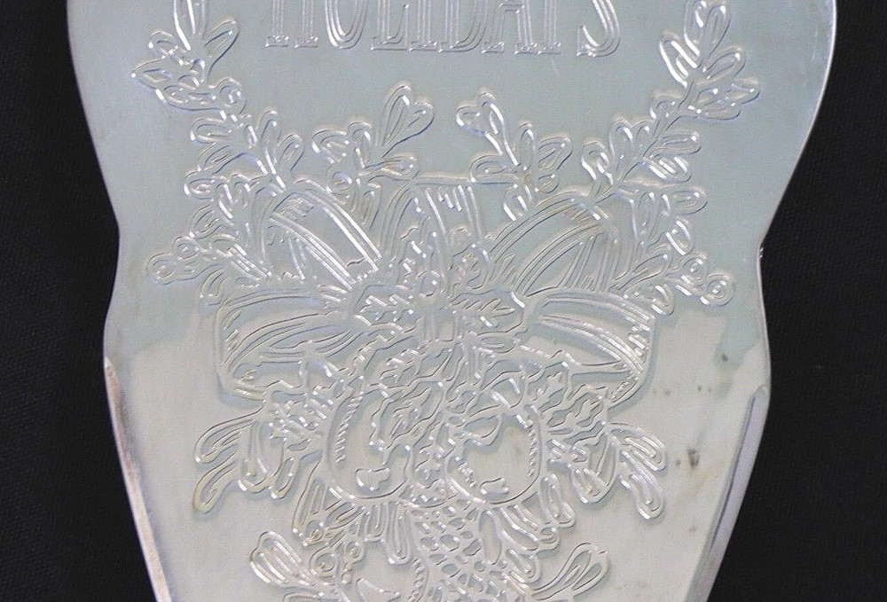 Christmas Silver Plate Cake Pie Server Happy Holidays Embossed Table Vintage