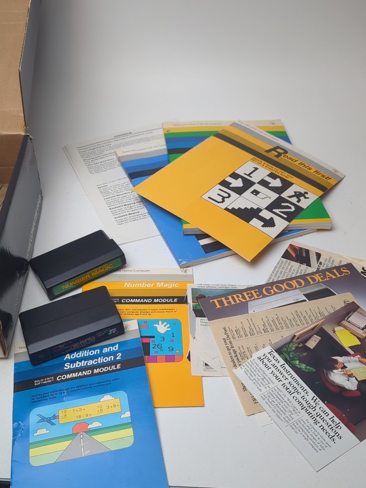 Texas Instruments Ti-99/4A (PHC004A) Vintage Home Computer