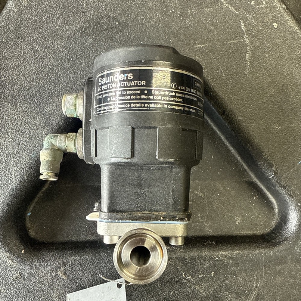 Saunders EC Piston Pneumatic Actuator 33750