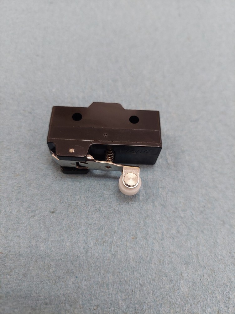 Tend Micro Switch TM1704