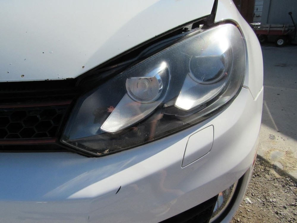 GTI 2010 Glove Box 1075849