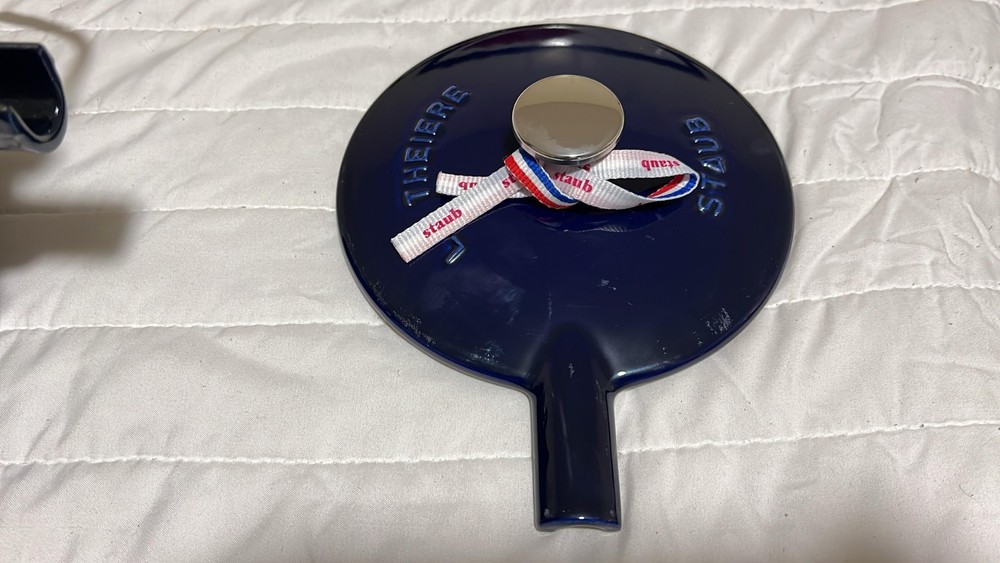 Staub Cast Iron 1.2 qt, Round, Tea Kettle, Dark blue