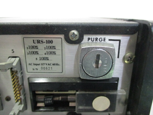 Unit Instruments URS-100 Mass Flow Controller and readout, 421272