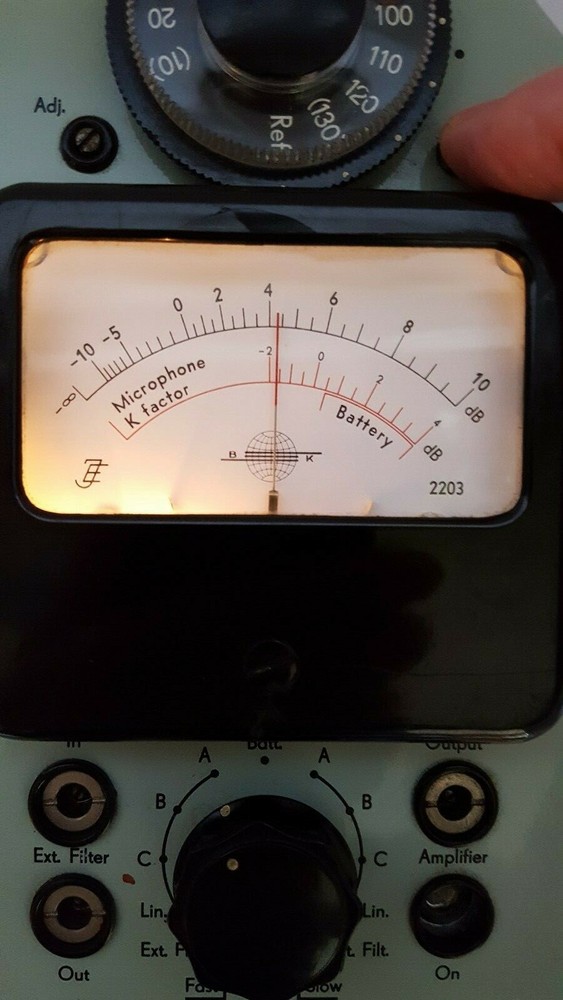 BK Bruel & Kjaer Type 2203 Precision Sound Meter Frequency Analyzer + 4145 Mic!