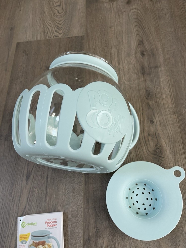 Ecolution Micro-Pop Popcorn Popper 3QT Light Blue Microwave Maker NEW