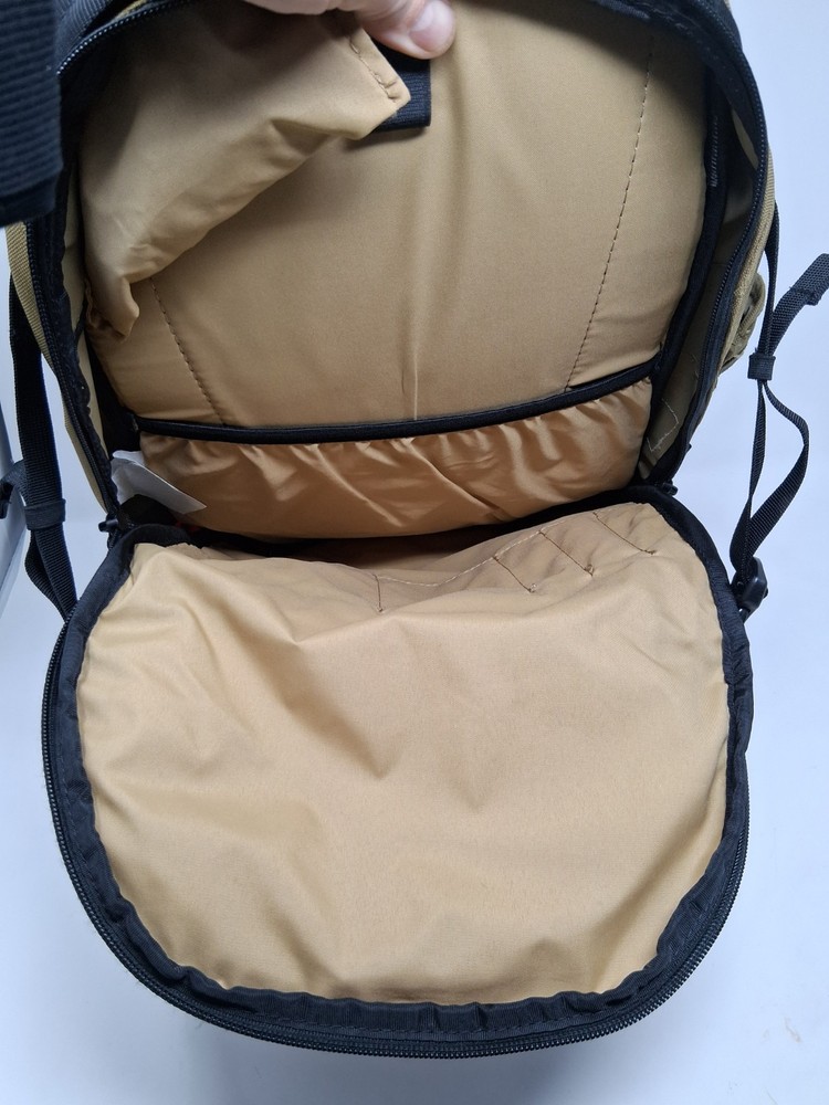 Dakine Heli Pro 20L Backpack Dark Mustard Red