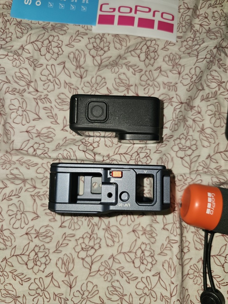 GoPro HERO13 Black Camera Accessory Bundle + Small Rig Case + Small Rig Light