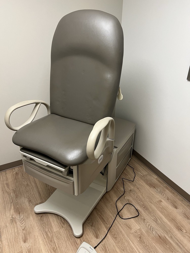Brewer Access High-Low Exam Table Model with Adjustable Height