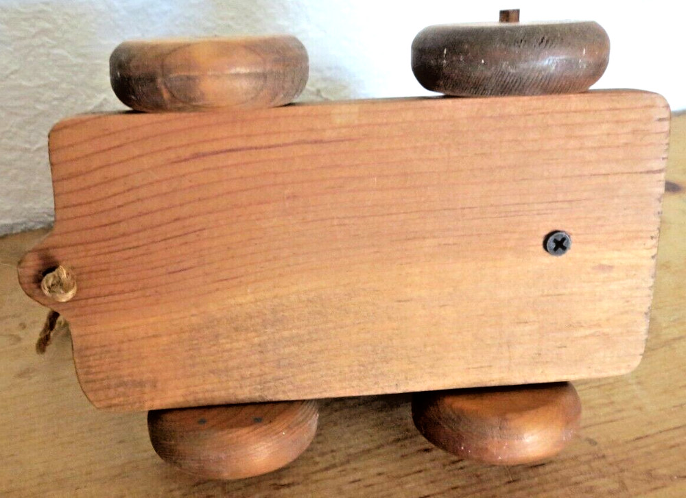 Vintage Jointed Wooden Bear Pull Toy ~ Wheels turn & pull string ~ Base Swivels