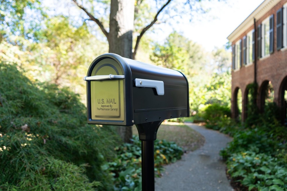 Architectural Mailboxes Chadwick Galvanized Steel Post Mount Medium, Black