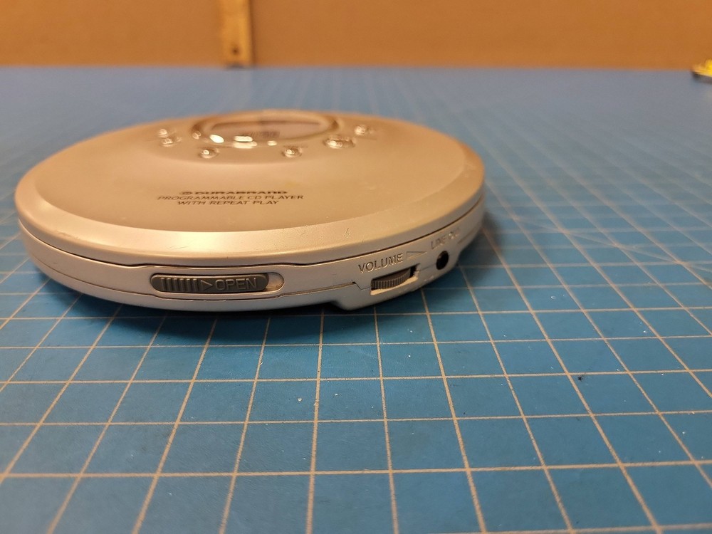 Durabrand CD-56 Portable Compact Disc Player Programmable Repeat Play Audio