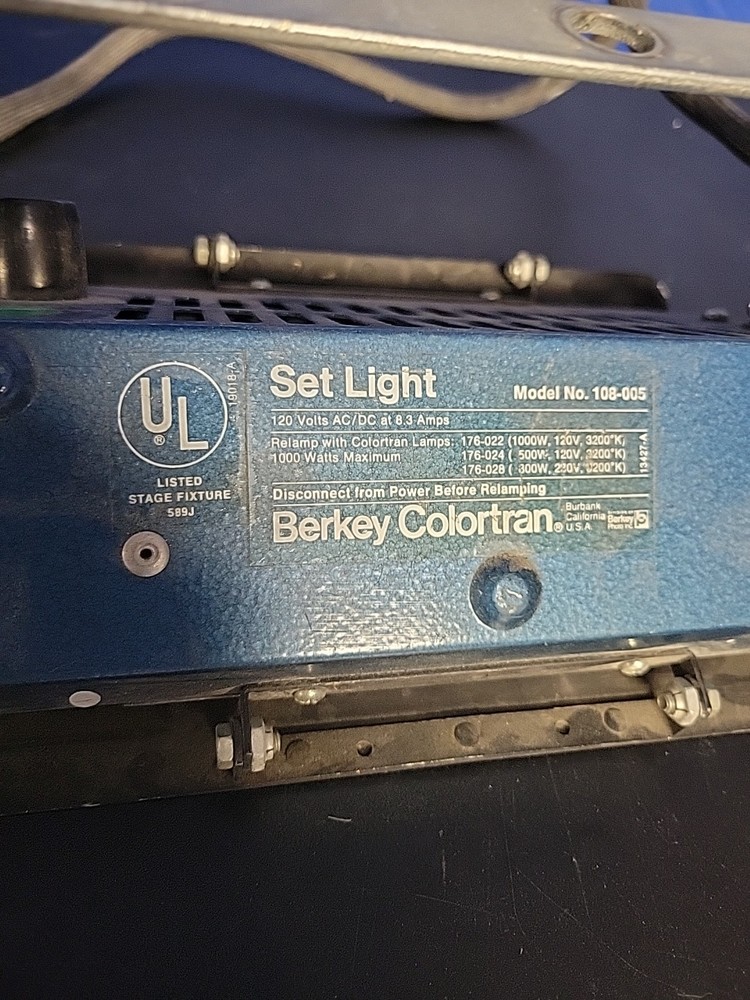 Colortran 108-005 Spot Set Light