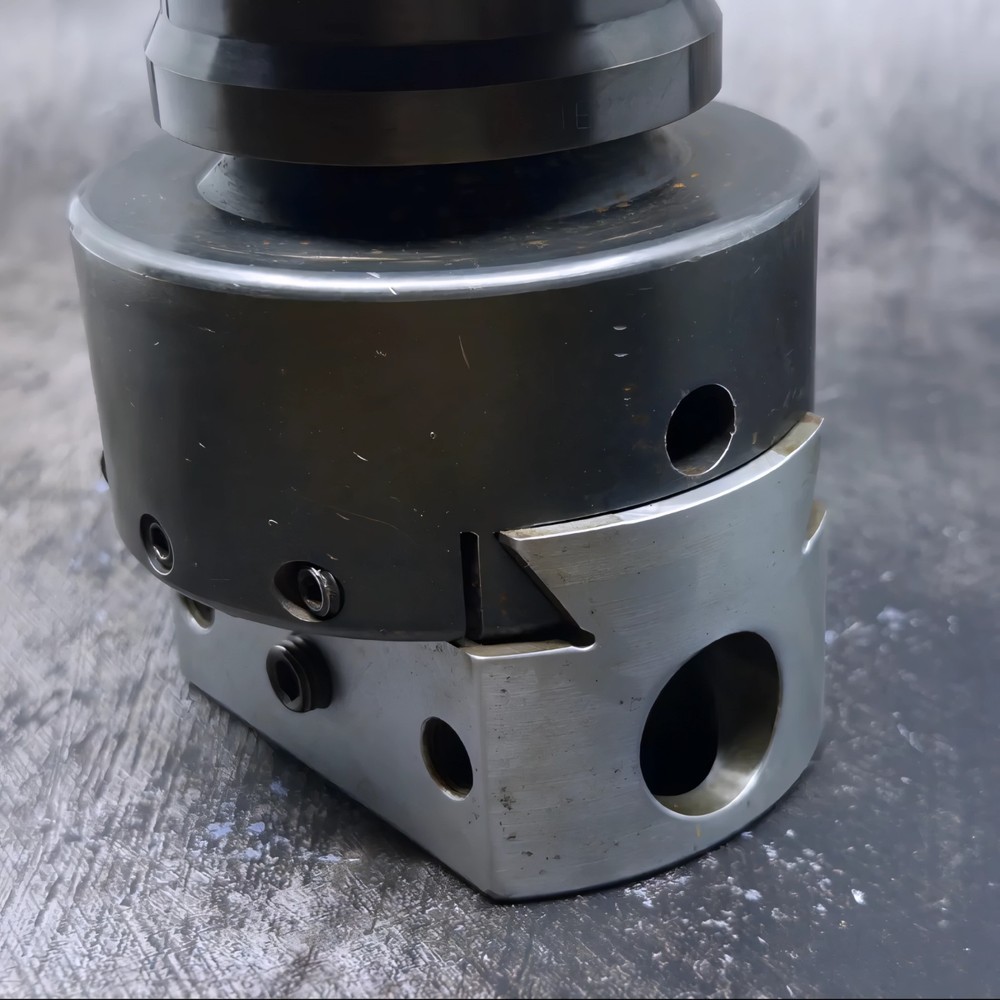 CRITERION 1" BORING HEAD - DBL-204 - CAT50 SHANK