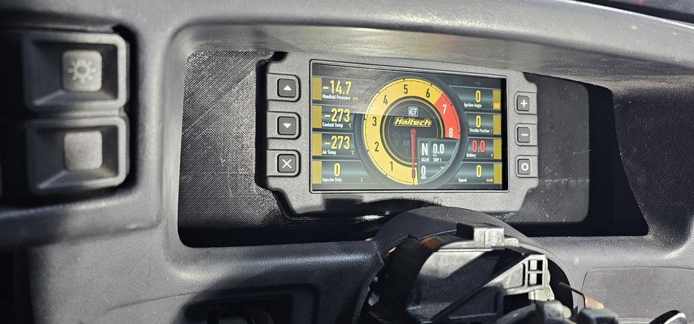 Haltech iC7 Dash Mount For 87-93 Foxbody Mustang.